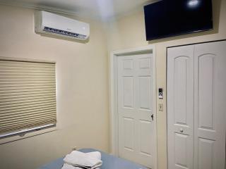Private Room near Miami Airport - Free parking - 02 - Miami - 4