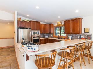 Amazing mountain setting - 8