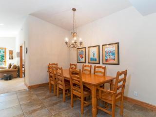 Amazing mountain setting - 6