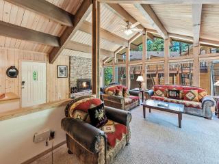 Perfect location walk to town and nature - 6