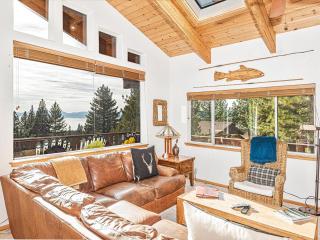 Fantastic Lakeview house with large decks! - 4