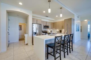 Modern Fort Myers Condo Rental about 5 Mi to Beach! - Fort Myers - 2