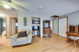 Salem Vacation Home with Dock Steps to Paddock Lake - 6