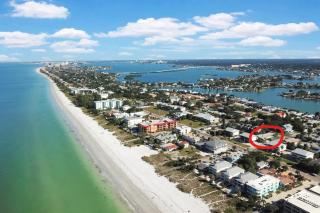 Pelican Beach Studio #8 - Clearwater Beach - 0