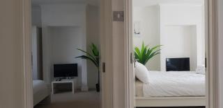 Mirandas Place - 1