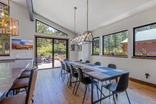 Harmony at Tahoe Donner - Ultra Modern 4 BR, Hot Tub, Game Room, Amenity Access - Truckee - 4
