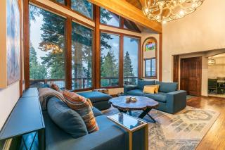 Lake of the Sky at Dollar Point - Stunning 4BR,4BA w Lake Views, Hot Tub and Pet-friendly - Tahoe City - 0