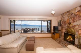 Lakeside Escape - Beautiful Lakefront, Pier, Wood Fireplace, Private Hot Tub - Tahoe Vista - 9