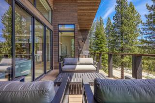 Larkspur Luxe at Northstar- 4 BR with Pool, Gym, Access - Walk to Village, Private Hot Tub - Truckee - 7