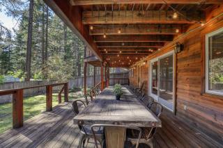 Lupine Lodge at Tahoe Park on the West Shore - Hot Tub, Beach Access, Near Ski Resorts! - Tahoe City - 0