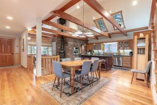 Lupine Lodge at Tahoe Park on the West Shore - Hot Tub, Beach Access, Near Ski Resorts! - Tahoe City - 6