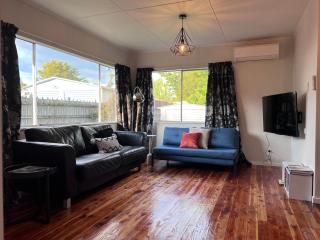 Under walnut Tree No2 - Rotorua - 6