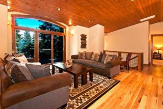 Rooney Ridge - Luxury 2600 Sq Ft, Cozy Fireplace, Family Room, Ping Pong Table! - Carnelian Bay - 8
