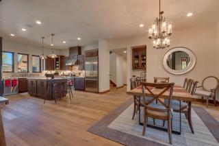 Sage Hen at Grays Crossing - Gorgeous 4BR 4BA Home w Private Hot Tub - 2