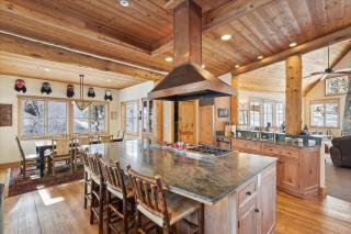 Silverado Lodge at Palisades - 4BR w Private Hot Tub & Ski Shuttle - Olympic Valley - 3