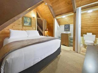 Whispering Pines Getaway - Duck Creek Village - 7