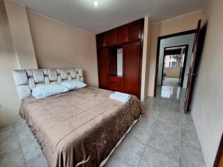 Departamento cerca al Shopping amplio y con garage - Santo Domingo de los Colorados - 6