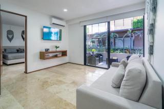 Amazing and spacious 1BR Apt Rooftop Pool 112B 600mb WiFi - 5