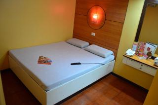 Hotel Sogo Banawe - Manila - 6