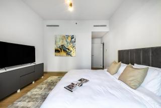 Spacious 2BR flat, La Rive 2 - Dubai - 7