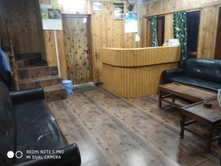 Home 2 homes - Srinagar - 4