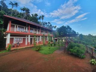 Uttunga Homestay - Kalasa - 4