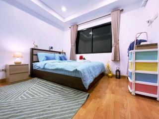 4 bedroom 6 bathroom Villa in Downtown Pattaya - 1
