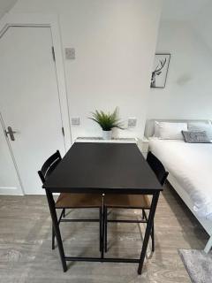 7 Studio, Filton, next to airbus - Bristol - 3
