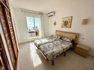 Two Bedroom apartment with breath-taking views - Cumbre del Sol - 4