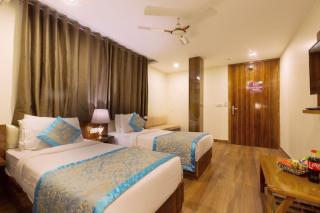 Hotel Viva Palace By OPO,Free Airport Pick up - 5