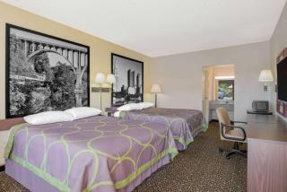 Super 8 by Wyndham Ashland - Ashland - 2