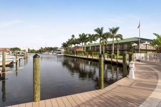Ramada by Wyndham Sarasota Waterfront - 5