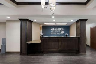 Hampton Inn Marshall - Marshall - 4