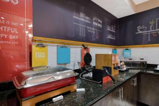 Hampton Inn Marshall - Marshall - 2