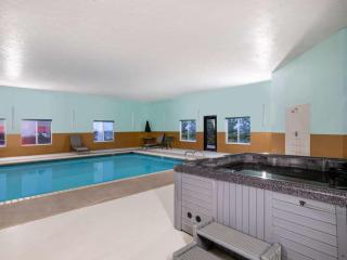 Baymont by Wyndham Limon - Limon - 2