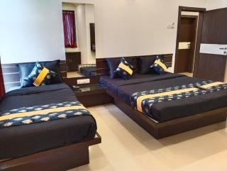 Hotel Shri Govind - Shirdi - 8