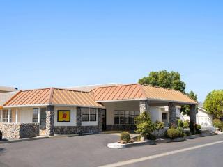 Super 8 by Wyndham Dunnigan - Dunnigan - 8