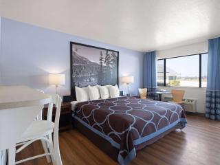 Super 8 by Wyndham Dunnigan - Dunnigan - 4