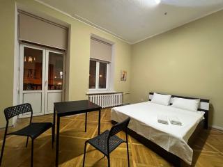 Apartments near Palace Ukraine - Kiev - 0