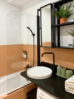 Urban Jungle by Zoom Apartments - Bratislava - 6