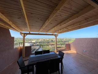 2 Bedroom Penthouse with country and sea views - Marsaskala - 6