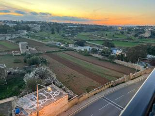 2 Bedroom Penthouse with country and sea views - Marsaskala - 2