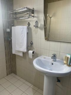 Tulip Alrawdah Serviced Apartments - Riad - 9