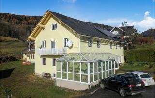 Großes Ferienhaus In Oberwoelz - 9