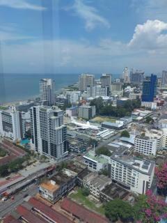 Pattaya市中心/临近海滩/无边泳池/家具齐全/24小时安保 - Centro di Pattaya - 9