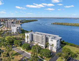 Palms of Bay Beach 4F - 9