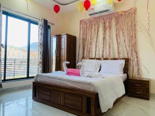 Nature Villa with pool table and big garden - Lonavala - 1