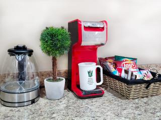 Spacious 2BR Apartment, Large Kitchen, Parking Included - 4