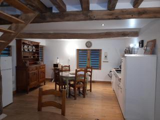 Gîte de la giroterie, maison à la campagne au calme, vue sur la vallée - - 4