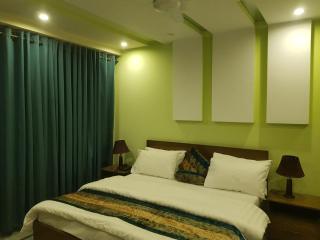 Hotel Holiday - 5